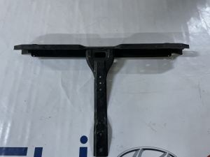 HYUNDAİ ELANTRA 02-03 ÖN PANEL ORTA ÜST PARÇA 64130 2D001